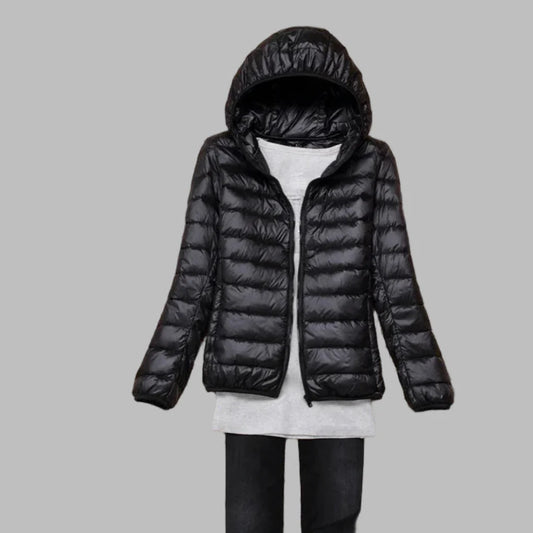 Ultralett, pakkbar dunjakke med hette for kvinner