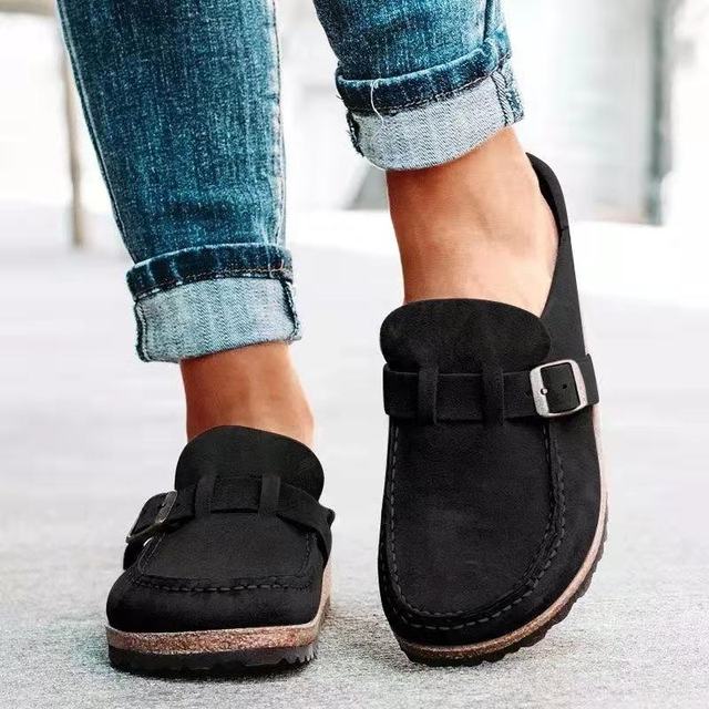 Retro suede leather loafers for women in timeless Old Money style