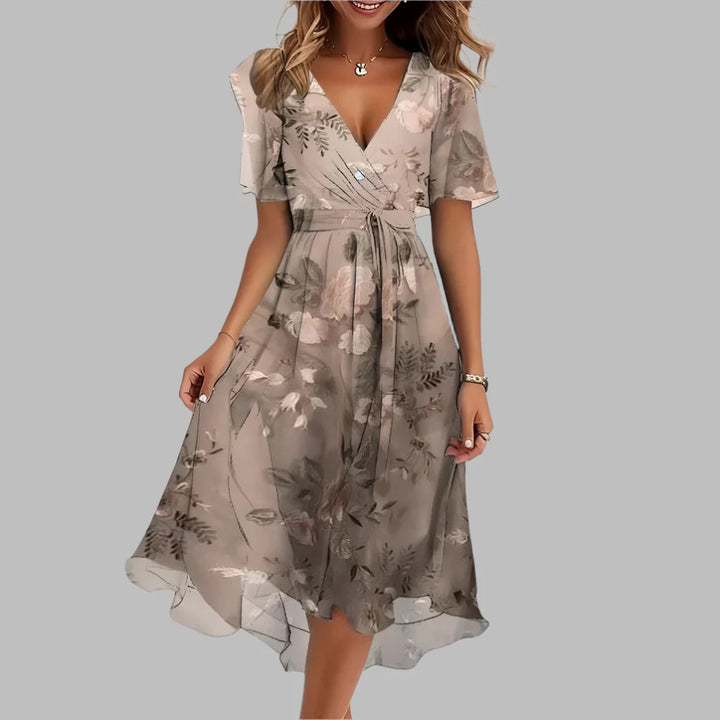 Stylish midi dress with floral pattern and gathers for women