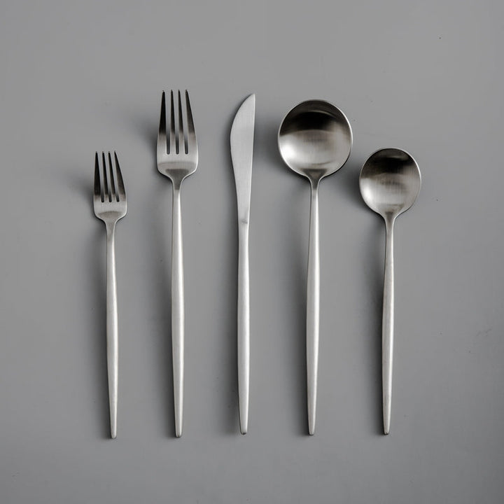 Minimalistisk bestikk til moderne bord - PureSet