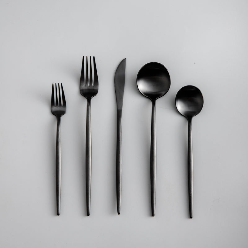 Minimalistisk bestikk til moderne bord - PureSet