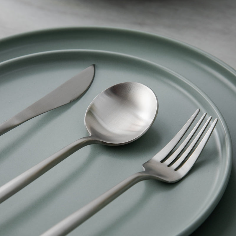 Minimalistisk bestikk til moderne bord - PureSet