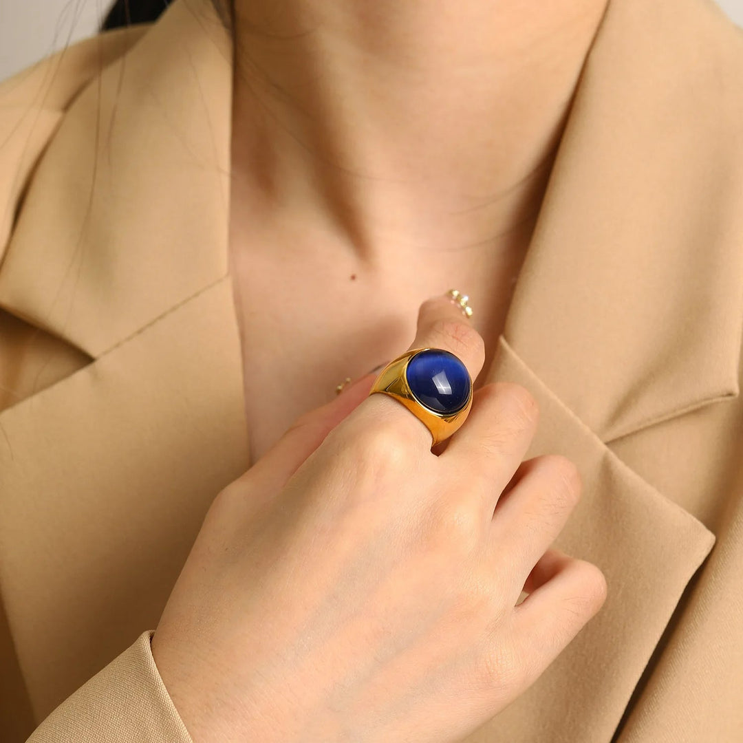 Ring med Stor Tigerøye-stein – Liora