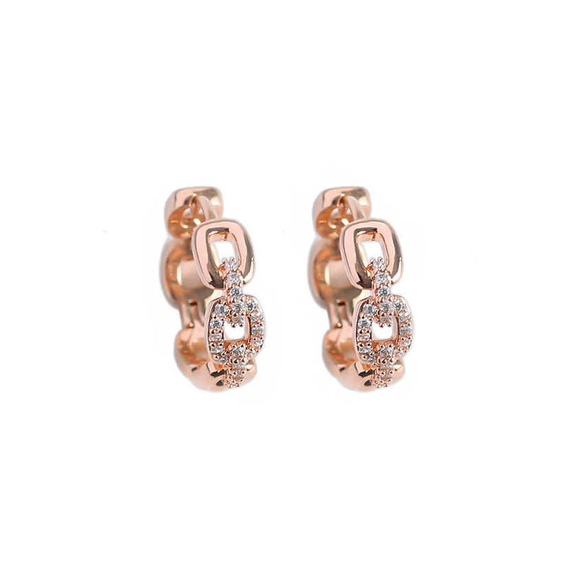 Dainty Chic Diamond-studded Earrings For The Fashion-forward