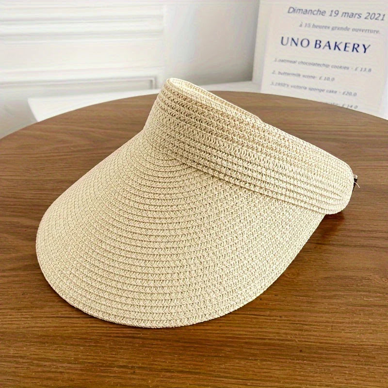 Zusammenklappbarer Sonnenschutz mit breiter Krempe
