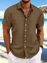 Short-sleeved summer shirt for men