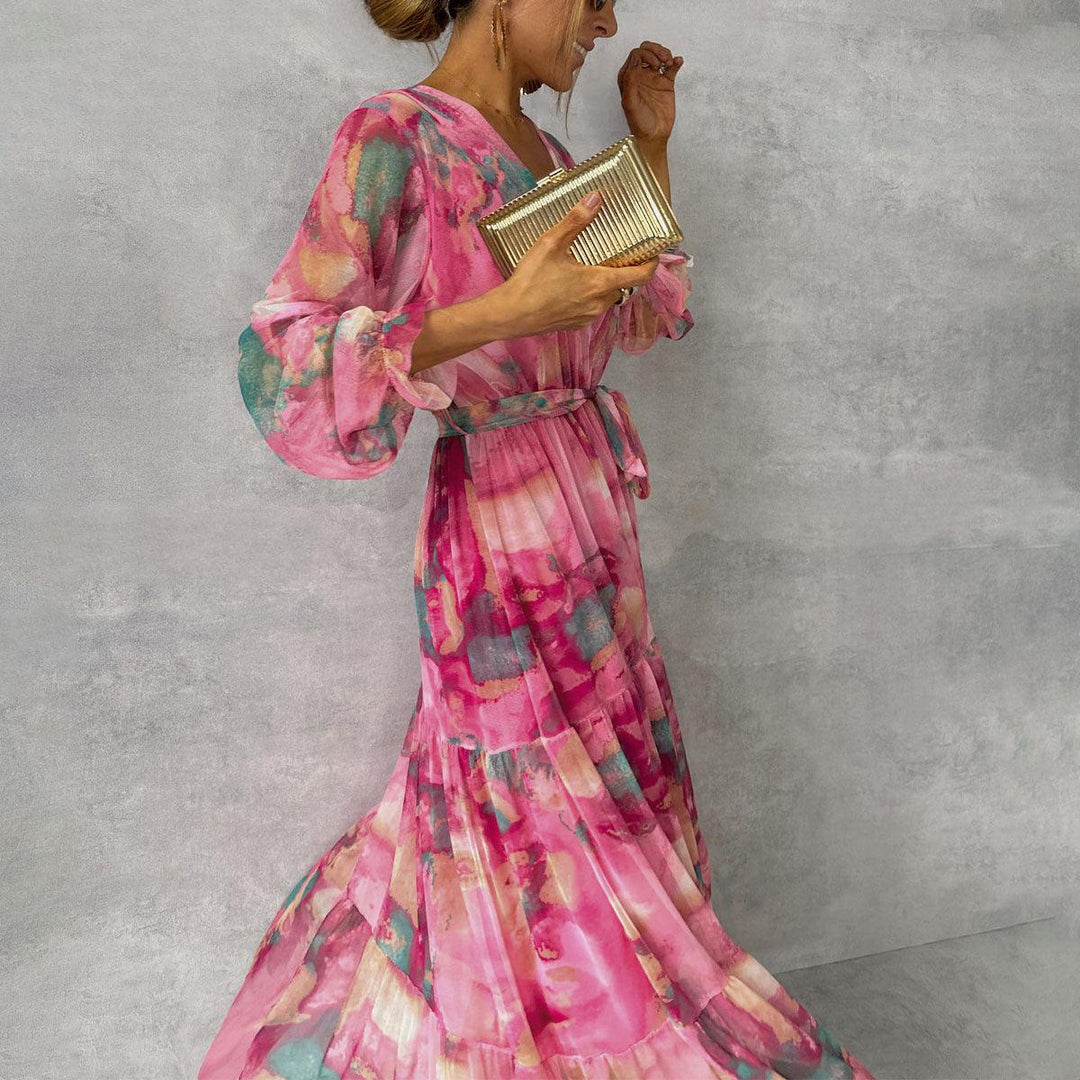Long-sleeved Summer Dress in Modern Cut