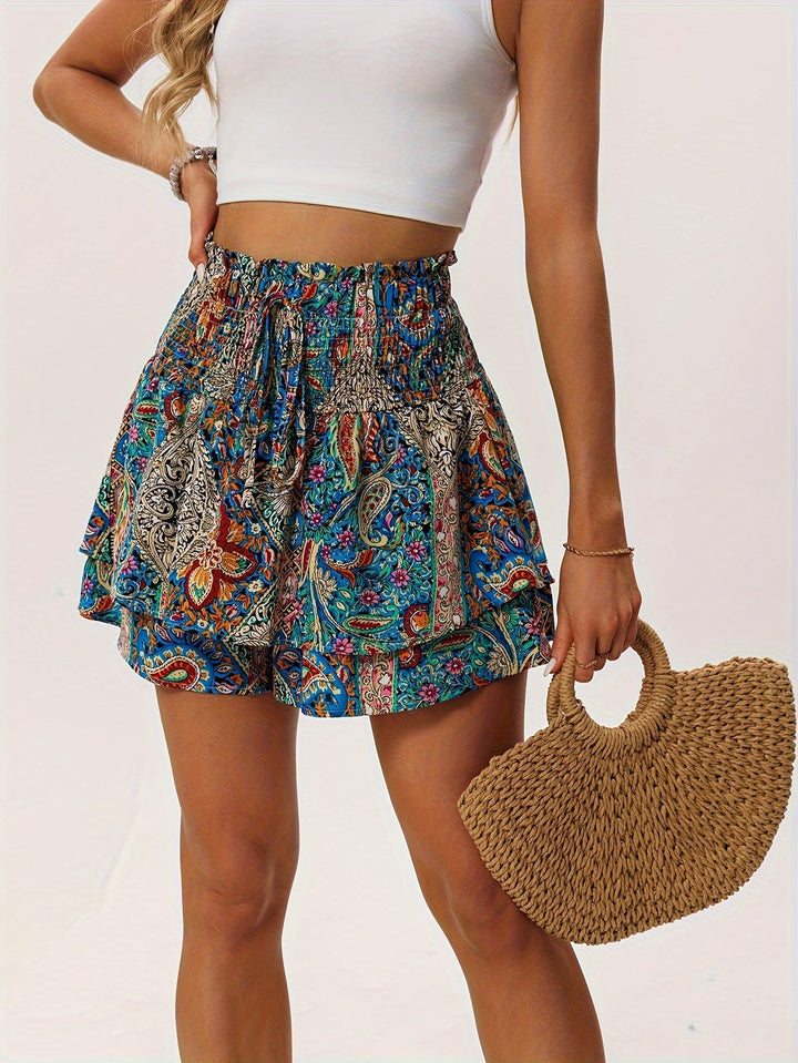 Sommershorts for dame med blomsterprint – komfortable og feminine