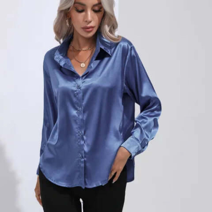 Damenbluse mit langen Ärmeln und weiter Passform aus Satin