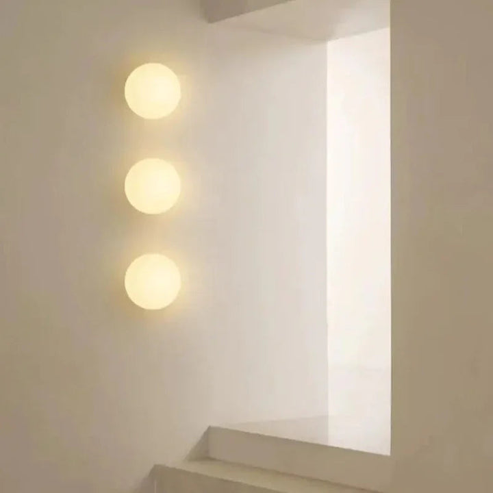 Vegglampe i Frostet Glass
