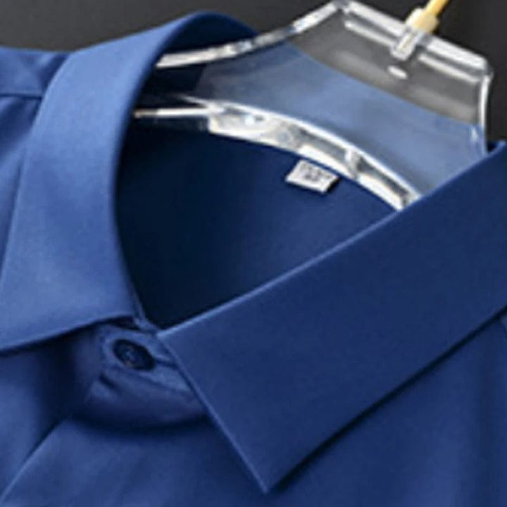 Crepe and wrinkle-free men's shirt