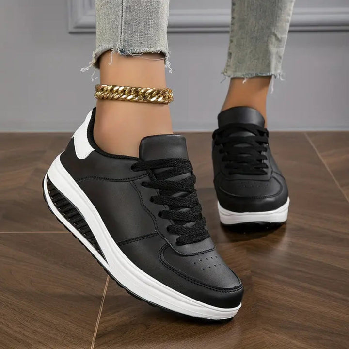 Platform shoes in PU leather for women