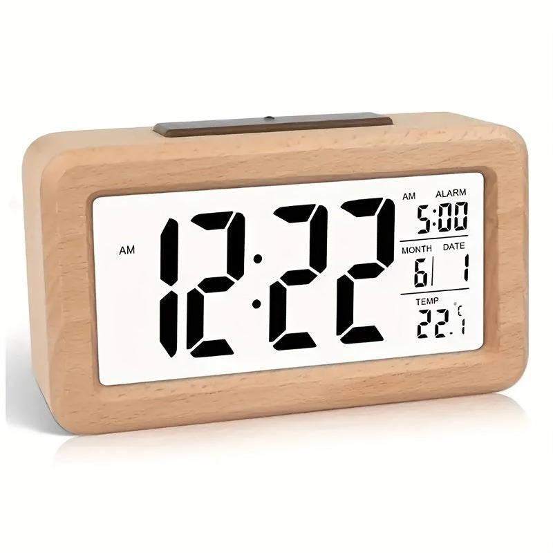 Digital klokke i tre – LED-display med temperatur og dato