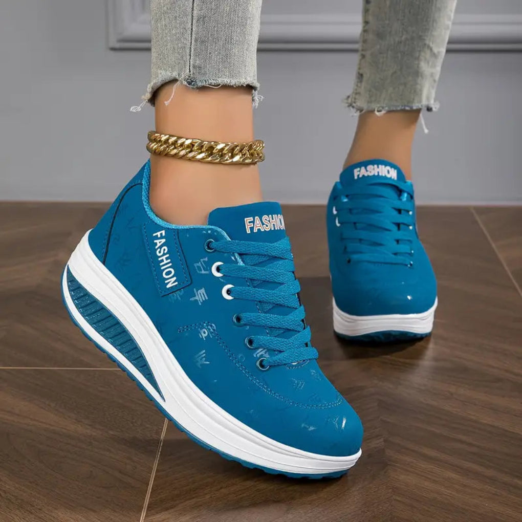 Platform shoes in PU leather for women