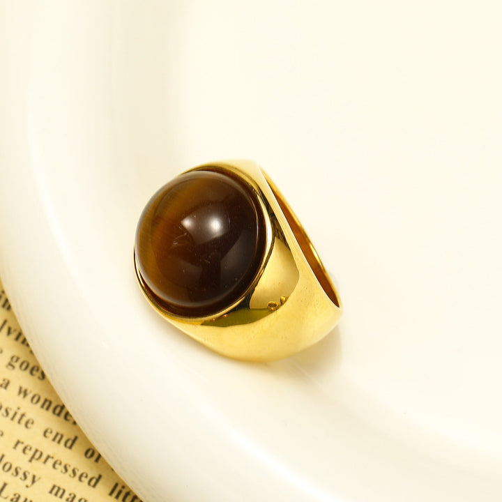 Ring med Stor Tigerøye-stein – Liora