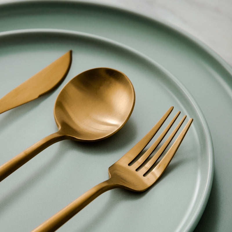 Minimalistisk bestikk til moderne bord - PureSet