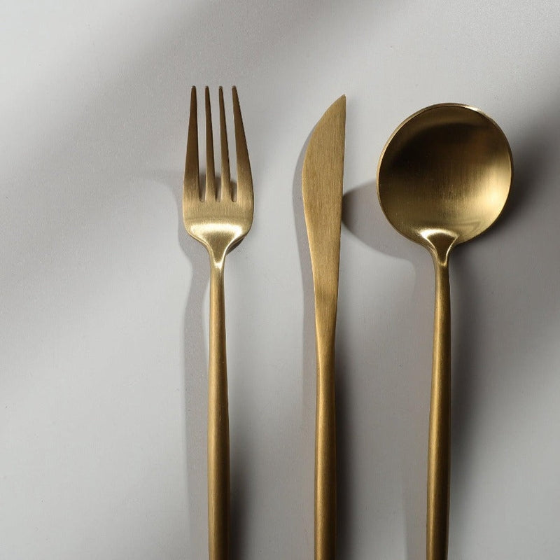 Minimalistisk bestikk til moderne bord - PureSet