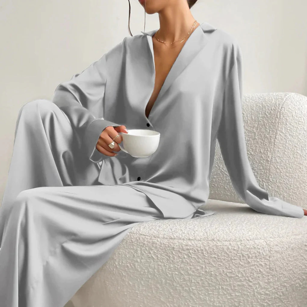 Damenset aus Satin mit Loungewear