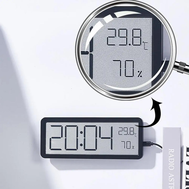 Stor digital veggklokke – LED med temperatur