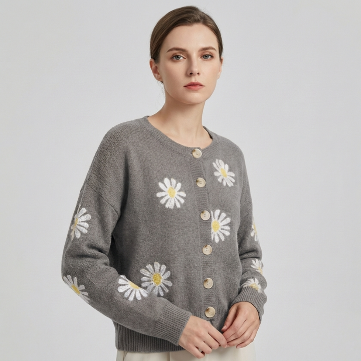 Blomstrete Strikkegenser for Damer