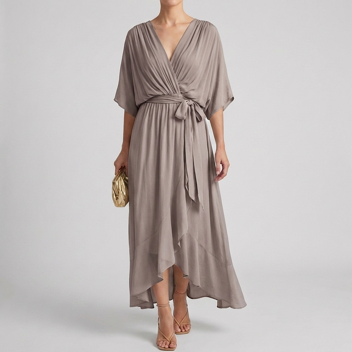 Elegant lett omslagskjole for kvinner