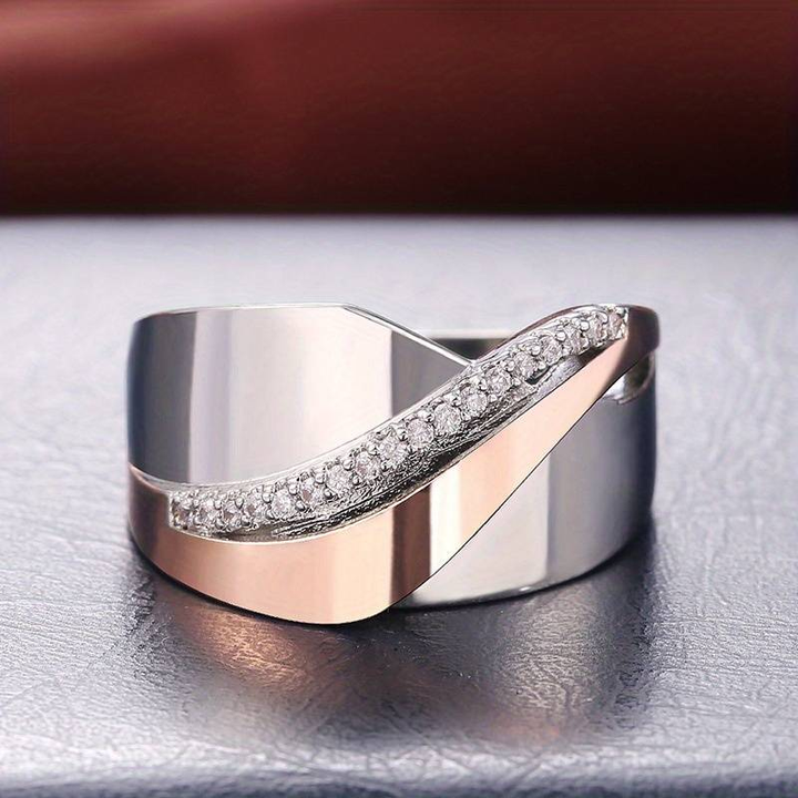 Vintage ring i roségull og sølv med zirkonia