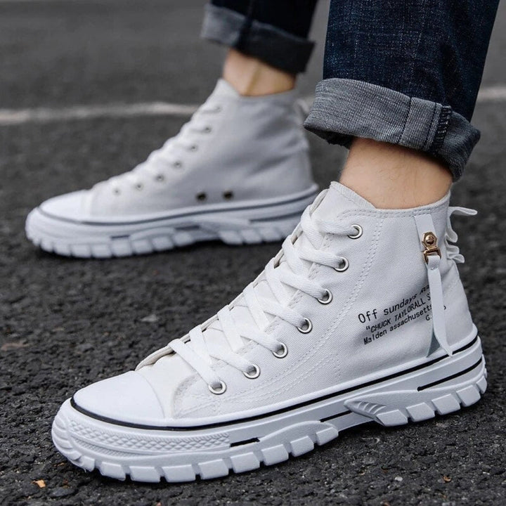 Casual streetwear high canvas shoes with sturdy sole for men