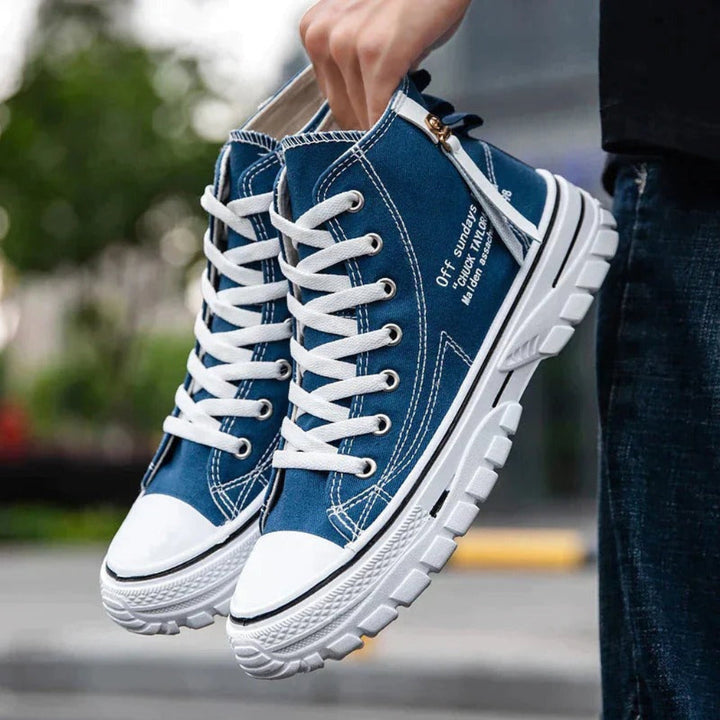 Casual streetwear high canvas shoes with sturdy sole for men