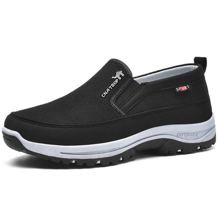 Orthopedic hiking shoes for men
