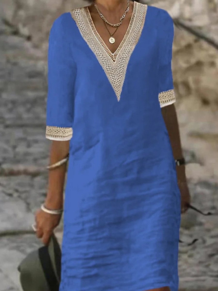 Casual Dress in Linen Blend with Lace Details