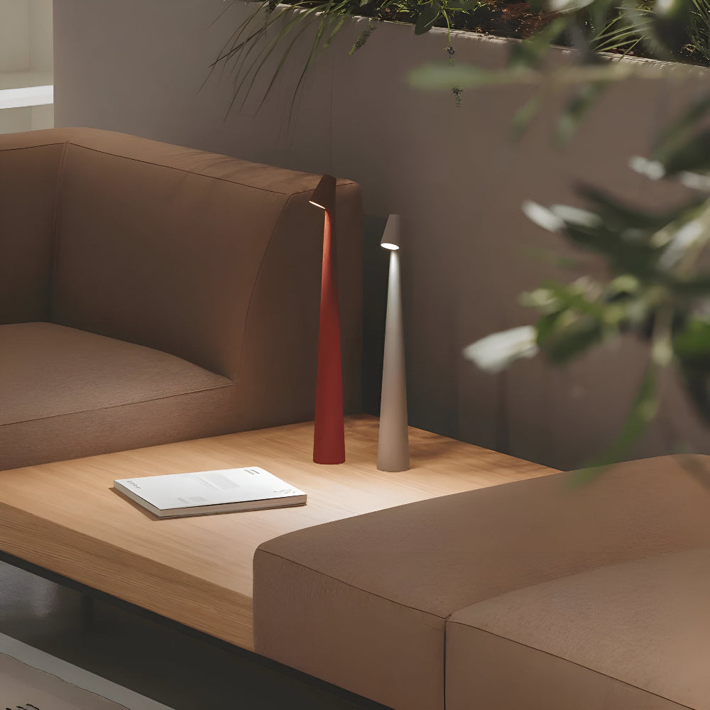 Trådløs LED-bordlampe | Lampe for stue og skrivebord | Moderne batteridrevet bordlampe | VivaLume