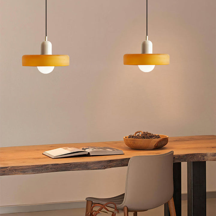 Fargerik Taklampe | Bauhaus-stil | Kunstnerisk Design