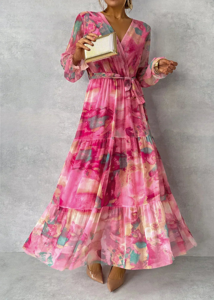 Long-sleeved Summer Dress in Modern Cut