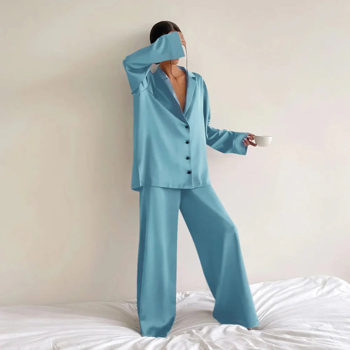 Damenset aus Satin mit Loungewear