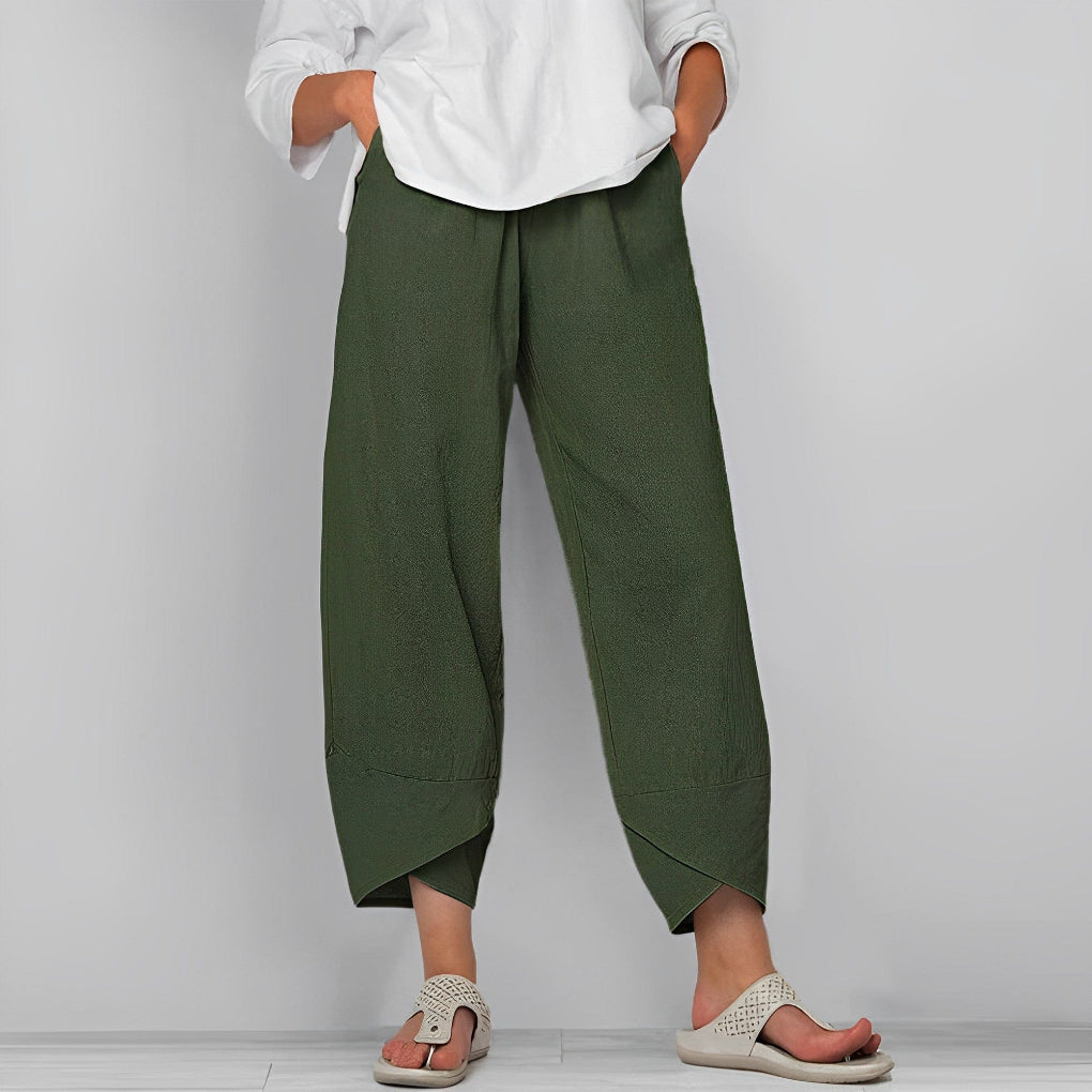 Elegant satin pants with wide legs