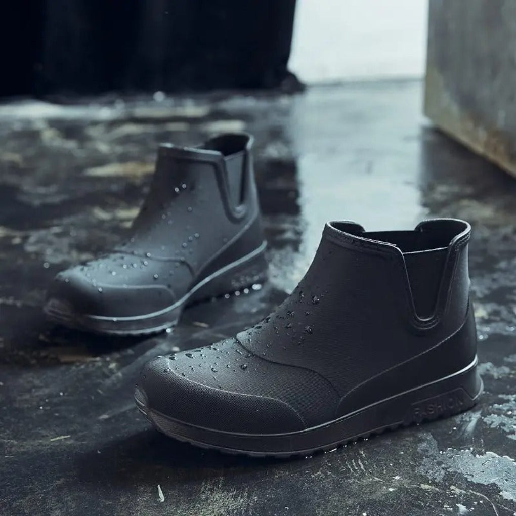 Leichte, strapazierfähige und wasserdichte Slip-On-Regenstiefel für Herren