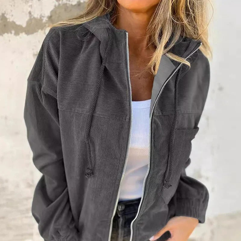 Lightweight and sleek women's jacket with hood and zipper