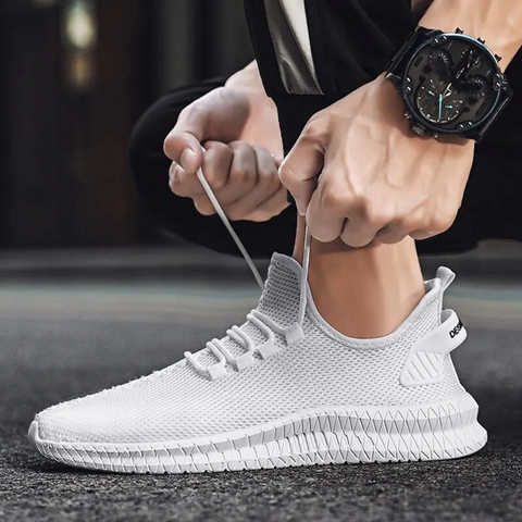Lightweight orthopedic men's shoes