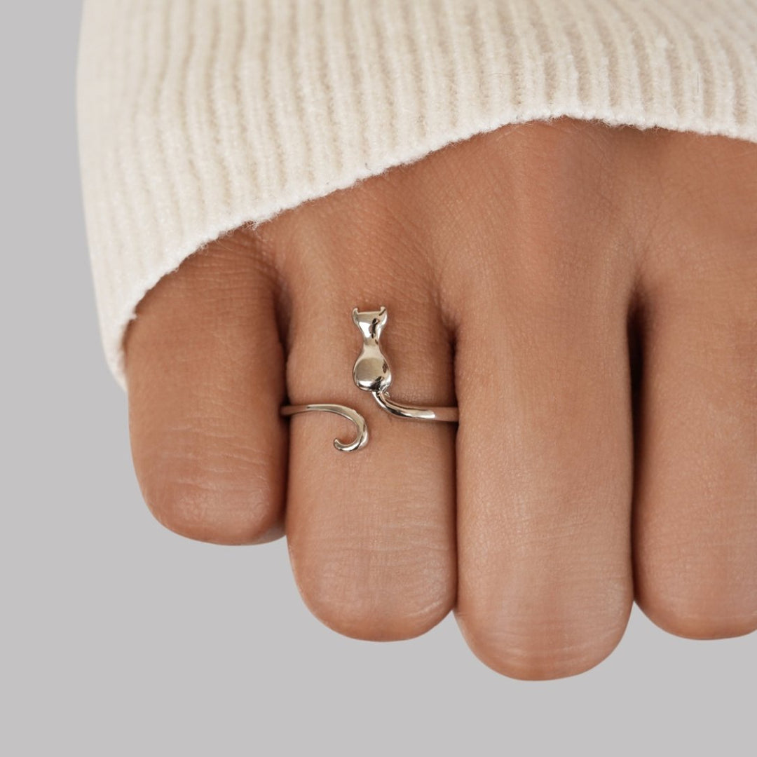 Elegant sølvring med stjernemotiv