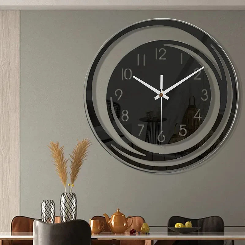 Veggklokke - Elegant og Moderne | Stillegående Klokke