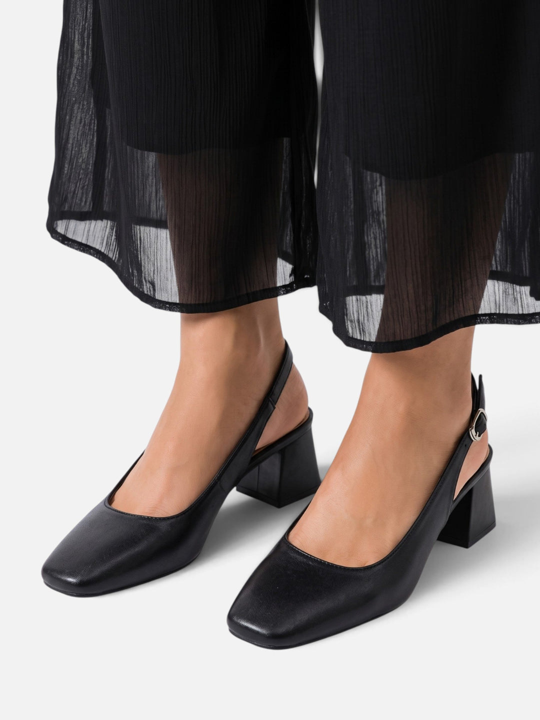 Slingback-pumps i skinn med firkantet tå og blokkhæl