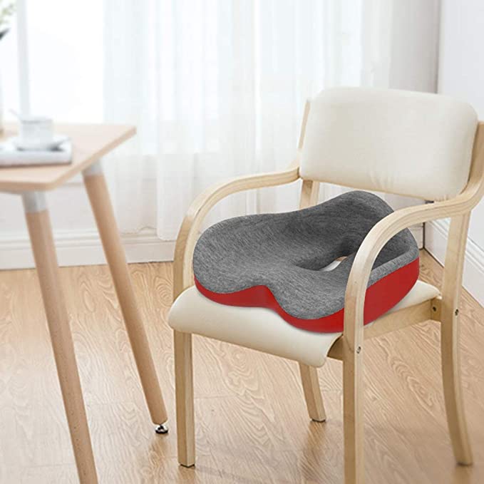 Sittepute i minneskum med sklisikker bunn, 44 x 36 cm