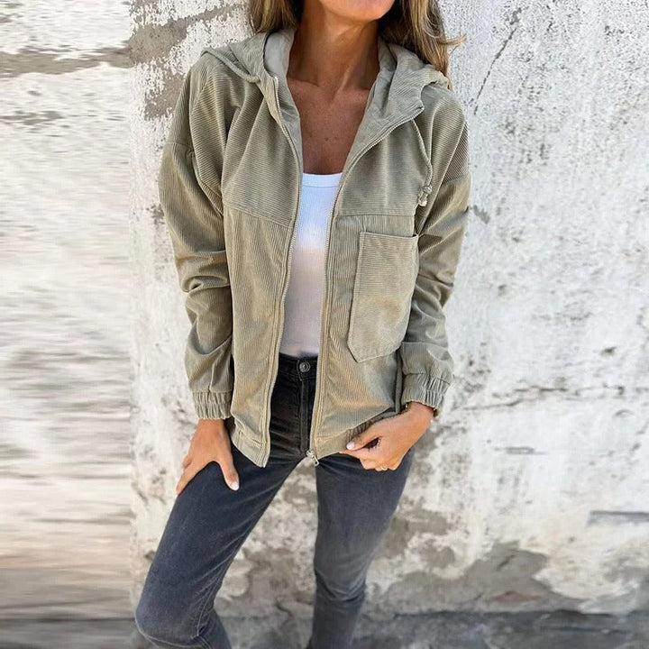 Lightweight and sleek women's jacket with hood and zipper