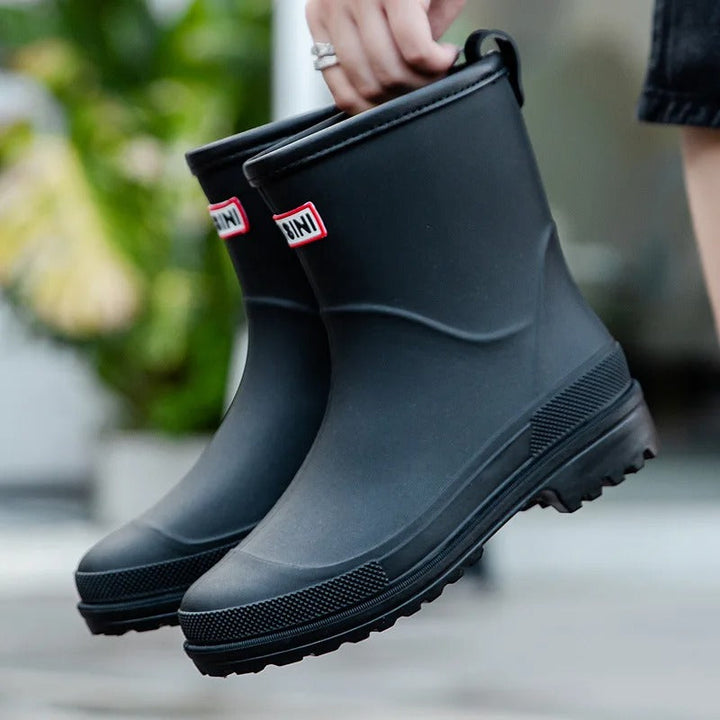 Trendy rain boots for women – keep your feet dry with style