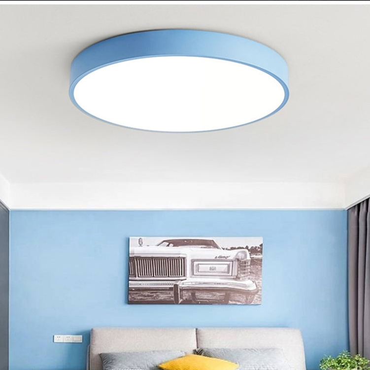 Rund Nordic Macaron-taklampe i tre